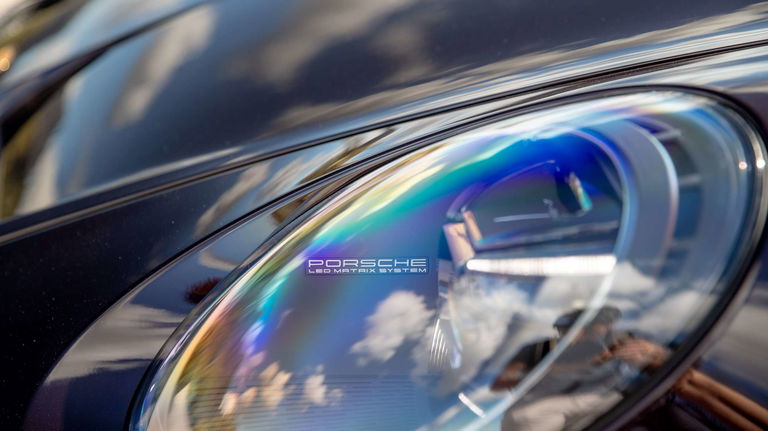 Porsche 992 GT3 Touring