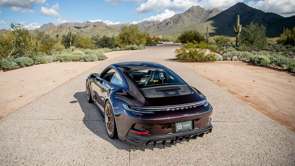 Porsche 992 GT3 Touring