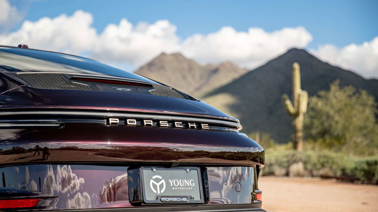 Porsche 992 GT3 Touring