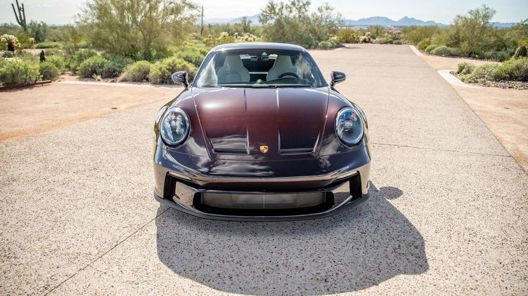 Porsche 992 GT3 Touring