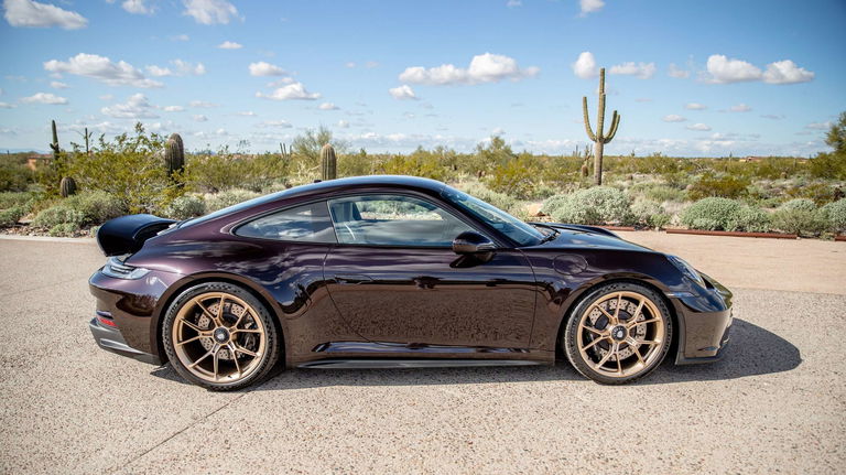 Porsche 992 GT3 Touring