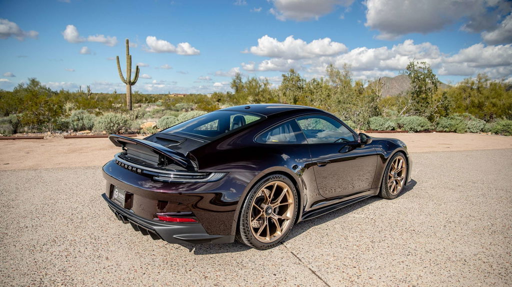 Porsche 992 GT3 Touring