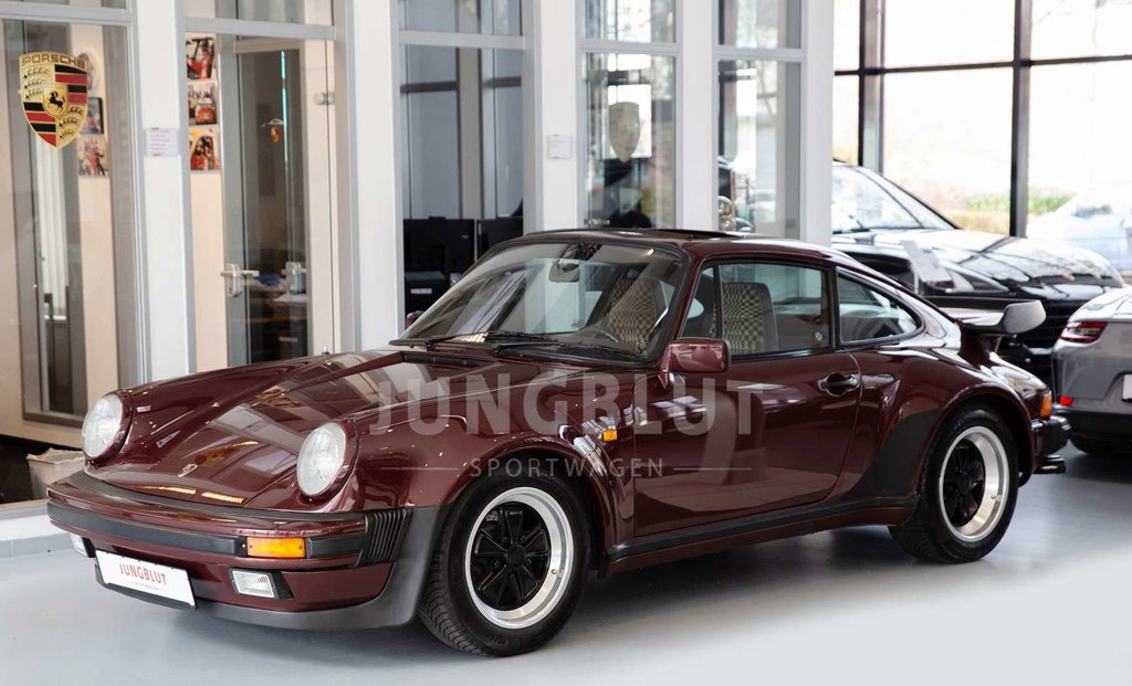 Porsche 911 Turbo 3.3