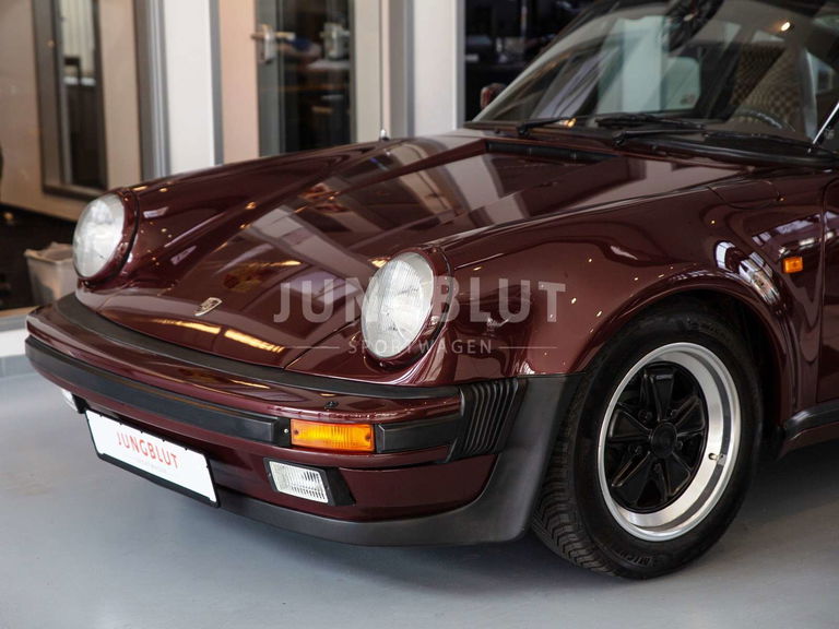 Porsche 911 Turbo 3.3