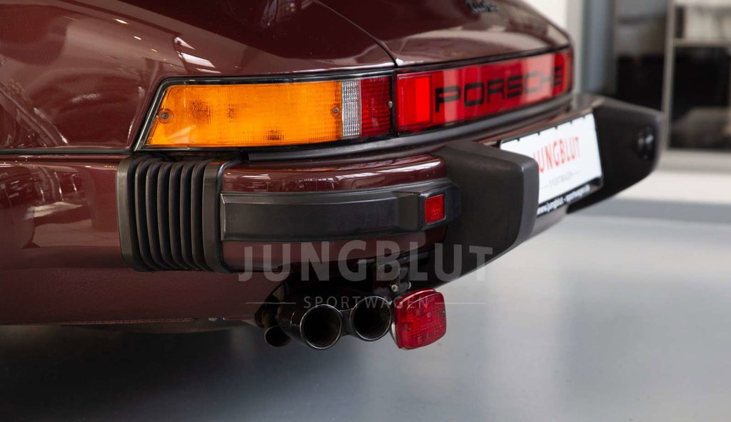 Porsche 911 Turbo 3.3