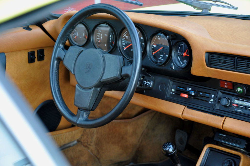 Porsche 911 Carrera 3,0