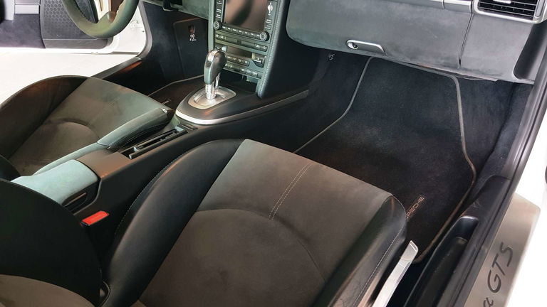 Porsche 997.2 Carrera GTS