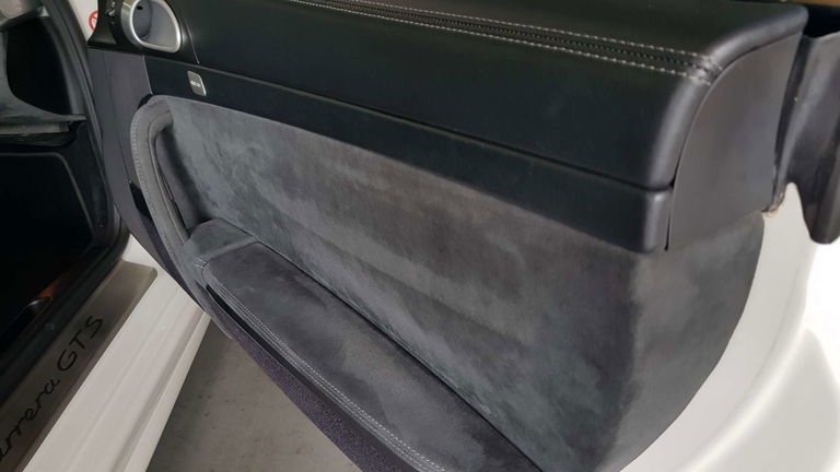 Porsche 997.2 Carrera GTS