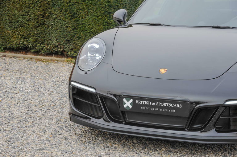 Porsche 991.2 Carrera GTS