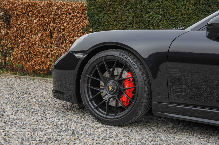 Porsche 991.2 Carrera GTS