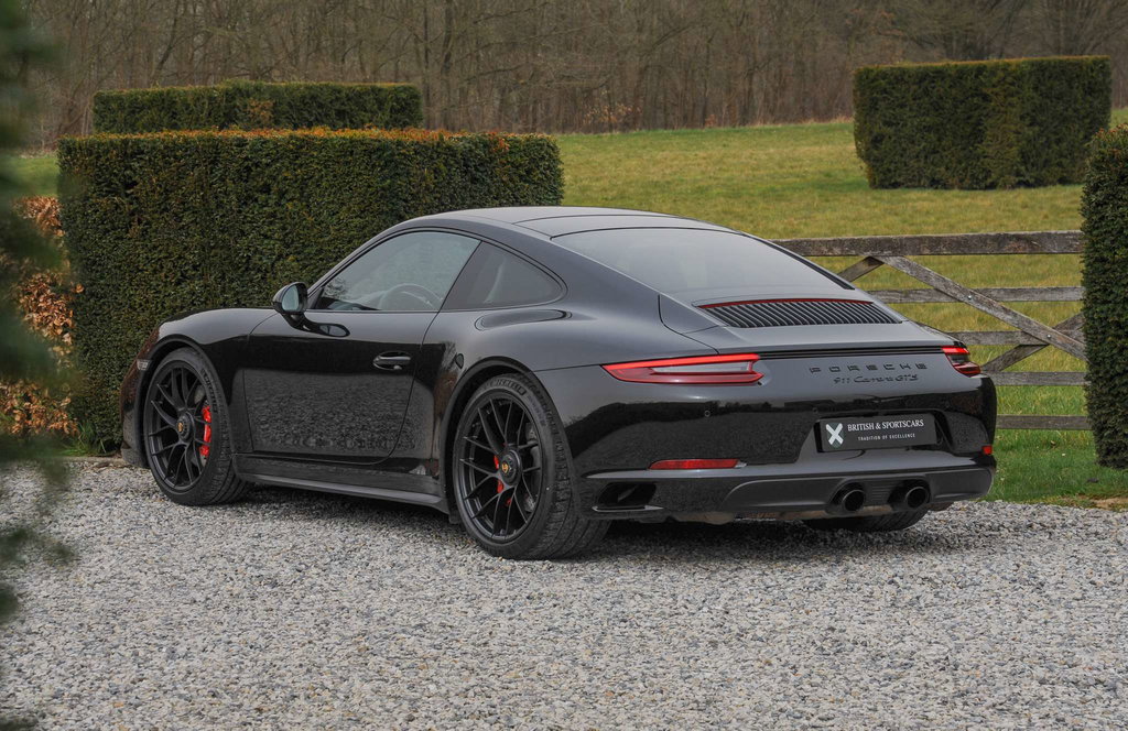 Porsche 991.2 Carrera GTS