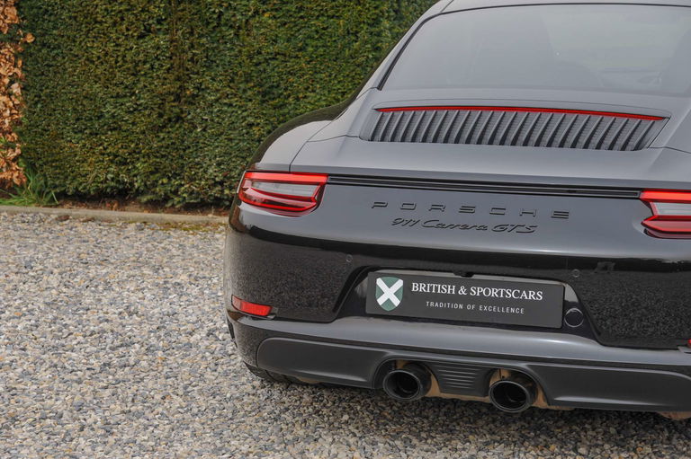 Porsche 991.2 Carrera GTS