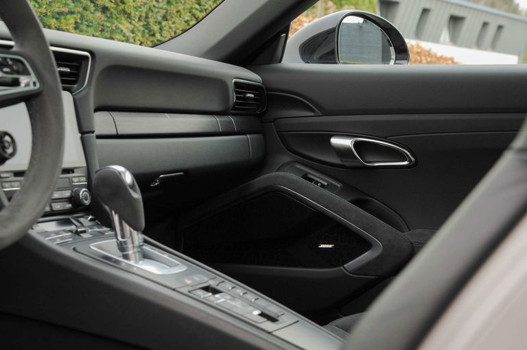 Porsche 991.2 Carrera GTS