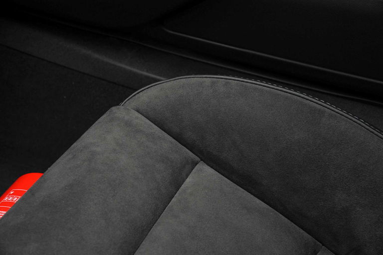 Porsche 991.2 Carrera GTS