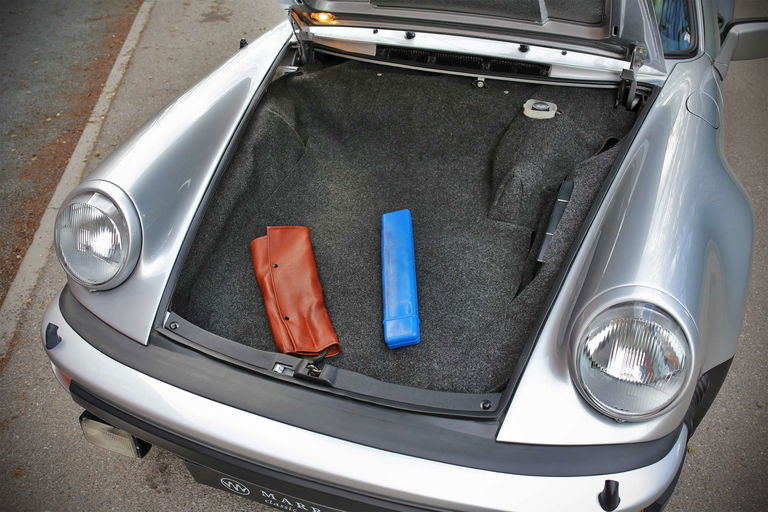 Porsche 911 Turbo 3.3