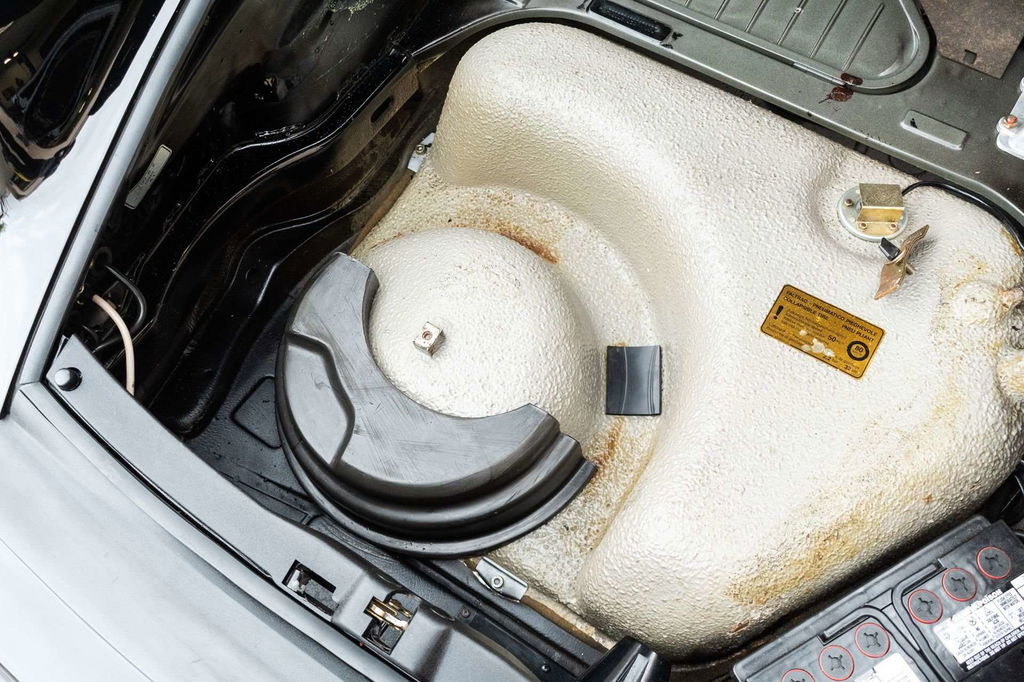 Porsche 911 Carrera 3.2 (US)