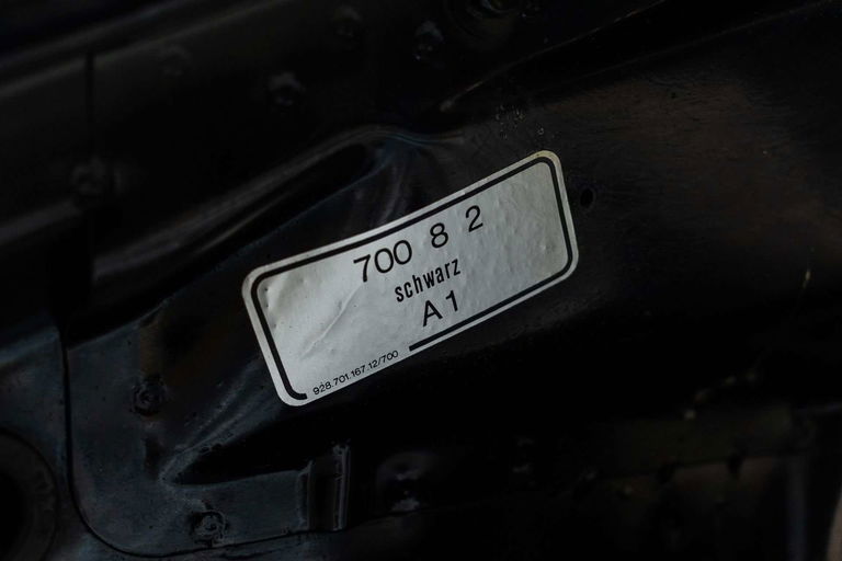 Porsche 911 Carrera 3.2 (US)