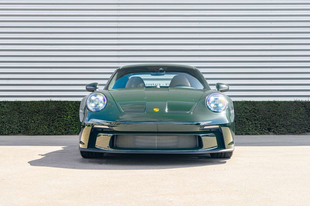 Porsche 992 GT3 Touring