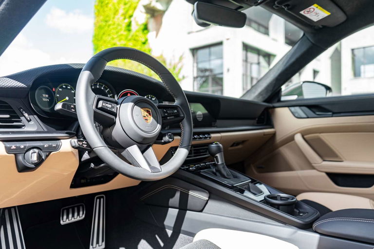 Porsche 992 GT3 Touring