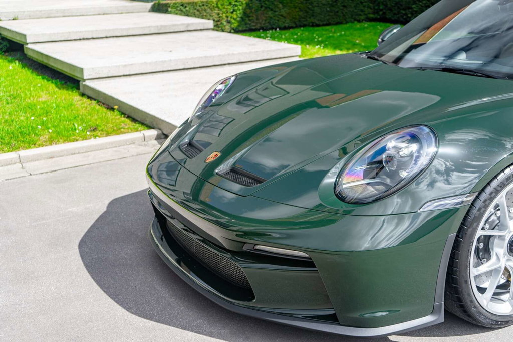 Porsche 992 GT3 Touring
