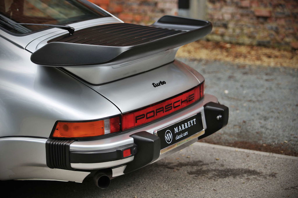 Porsche 911 Turbo 3.3