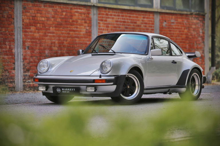 Porsche 911 Turbo 3.3