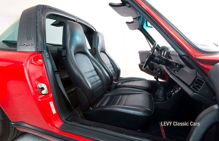 Porsche 911 Carrera 3.2 (KAT)