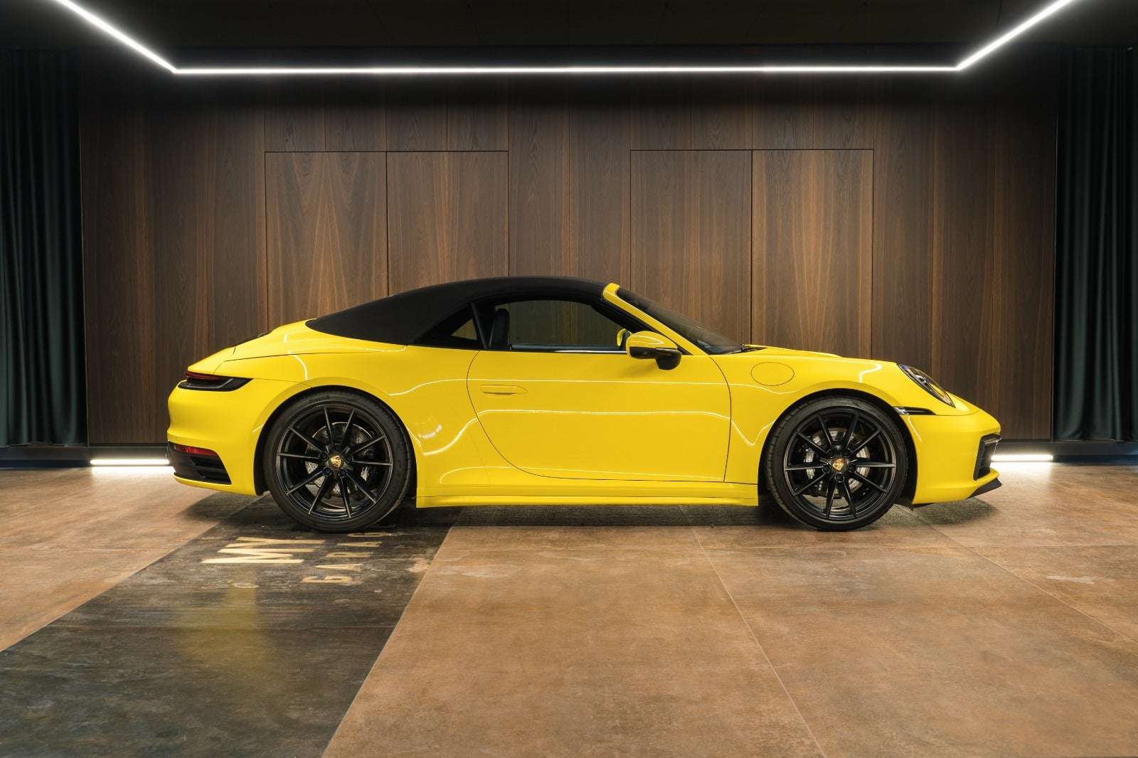 Door Kit | PORSCHE 911(992) CARRERA S CABRIOLET 2020 Door Kit | PORSCHE 911(992) CARRERA S CABRIOLET 2020
