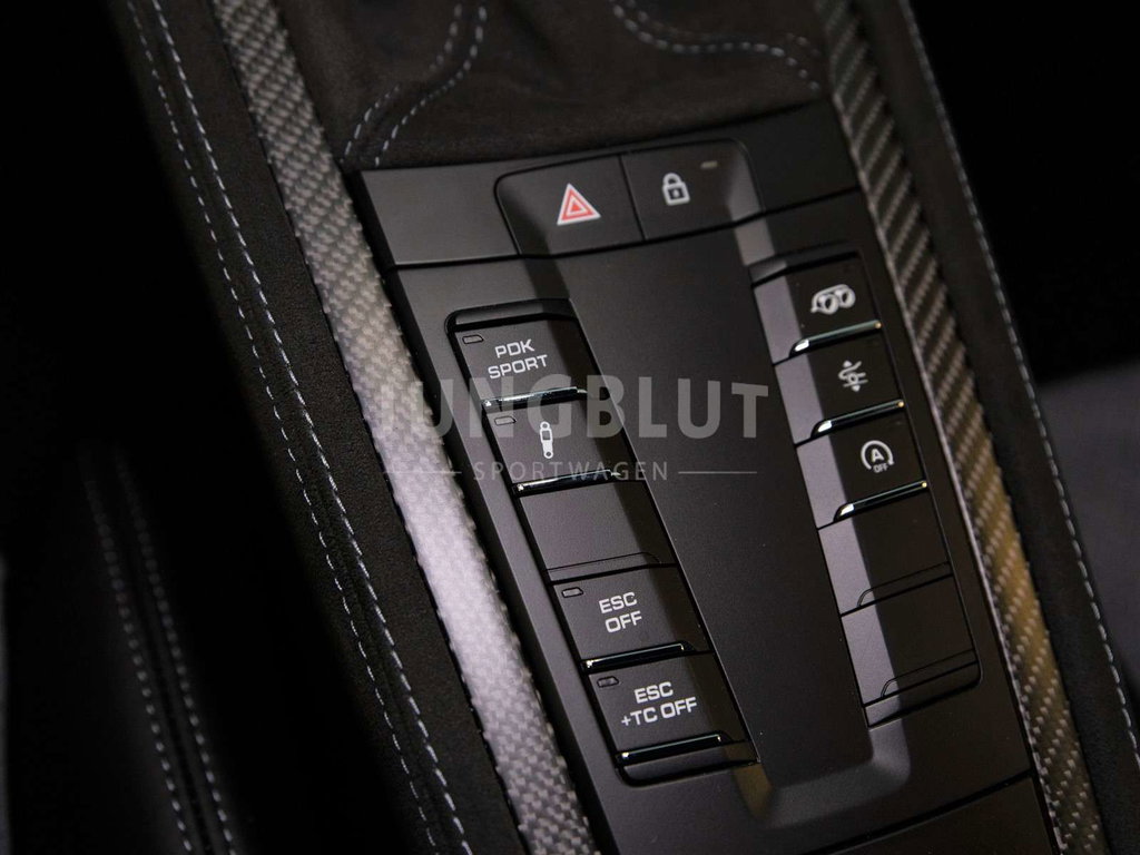 Porsche 718 Cayman GT4 RS