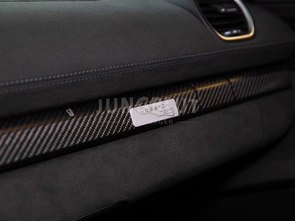 Porsche 718 Cayman GT4 RS