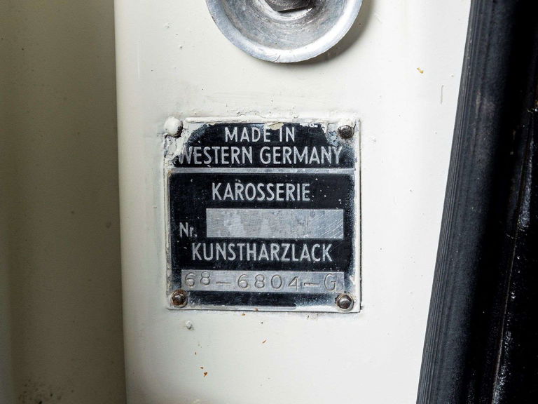 Porsche 911 S (F-Modell)