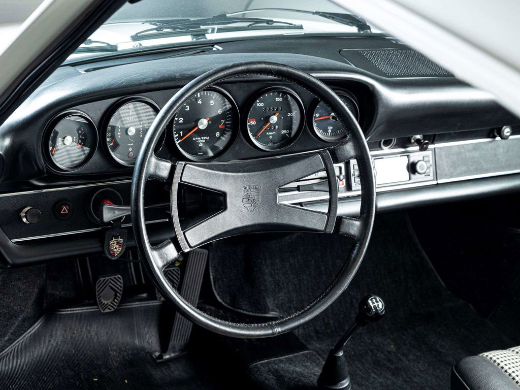 Porsche 911 S (F-Modell)