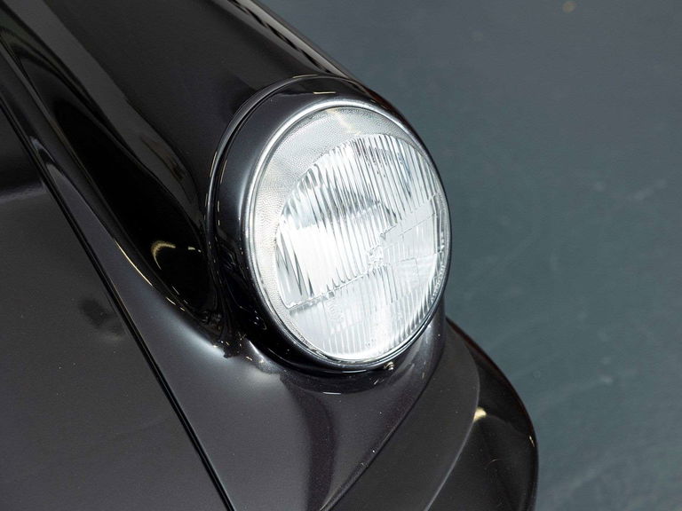 Porsche 911 Carrera 3.2 Speedster