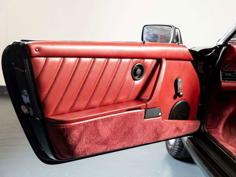 Porsche 911 Carrera 3.2 Speedster