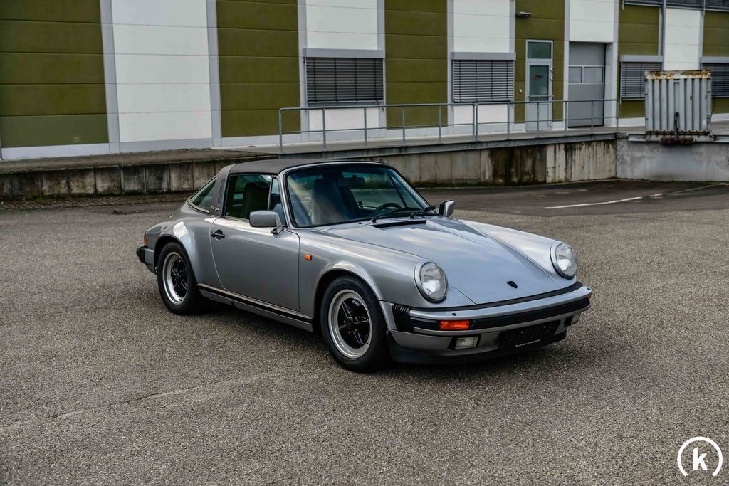 Porsche 911 Carrera 3.2 (US)
