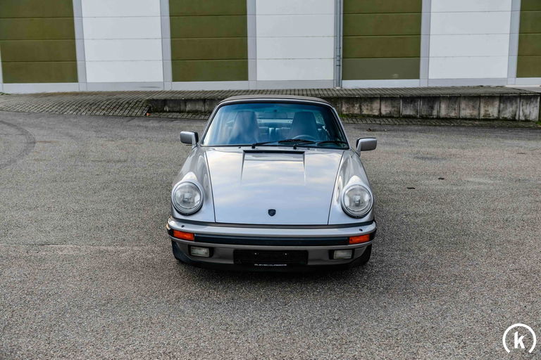 Porsche 911 Carrera 3.2 (US)