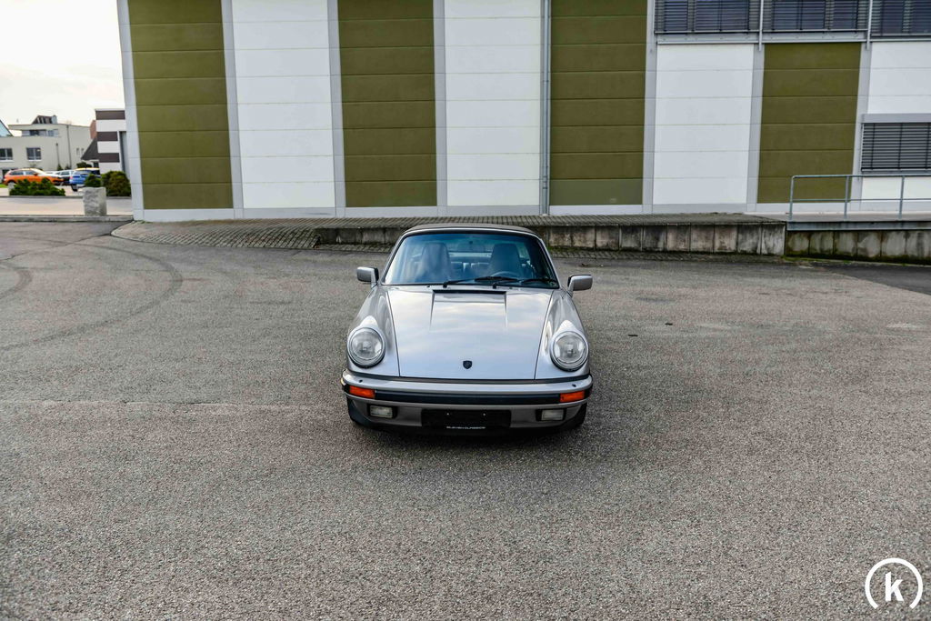 Porsche 911 Carrera 3.2 (US)