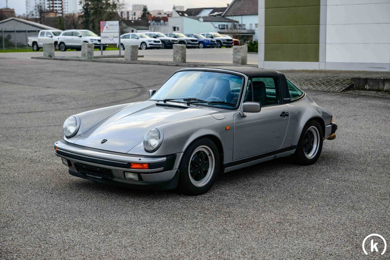Porsche 911 Carrera 3.2 (US)