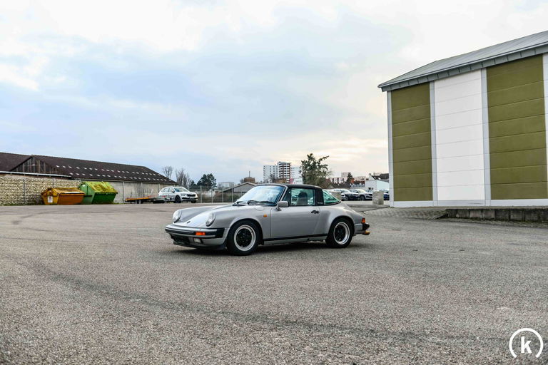Porsche 911 Carrera 3.2 (US)