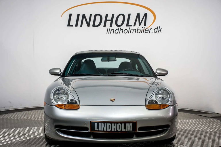 Porsche 996 Carrera