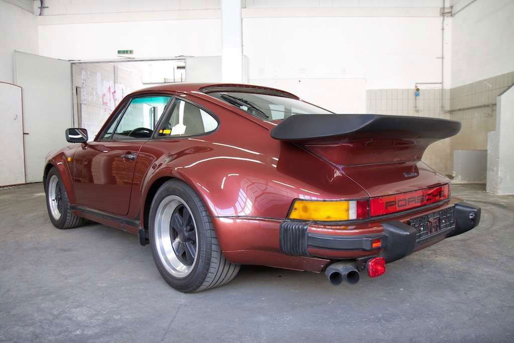 Porsche 911 Turbo 3.3