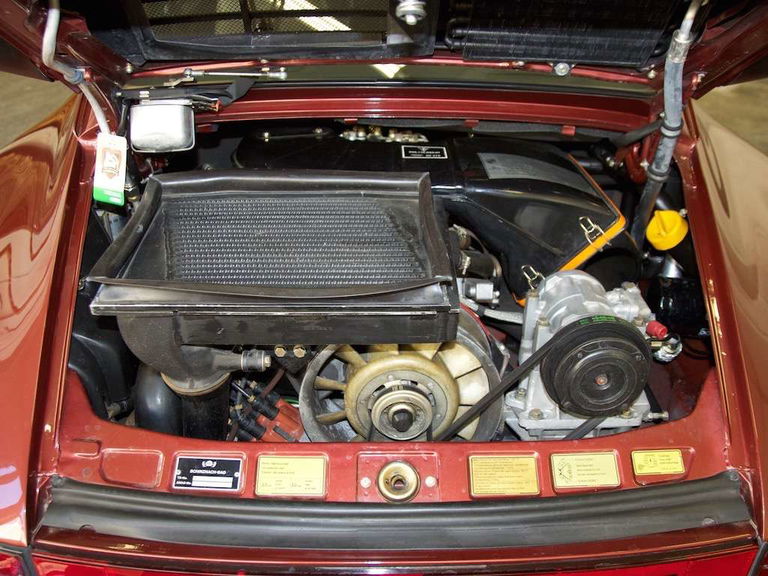 Porsche 911 Turbo 3.3