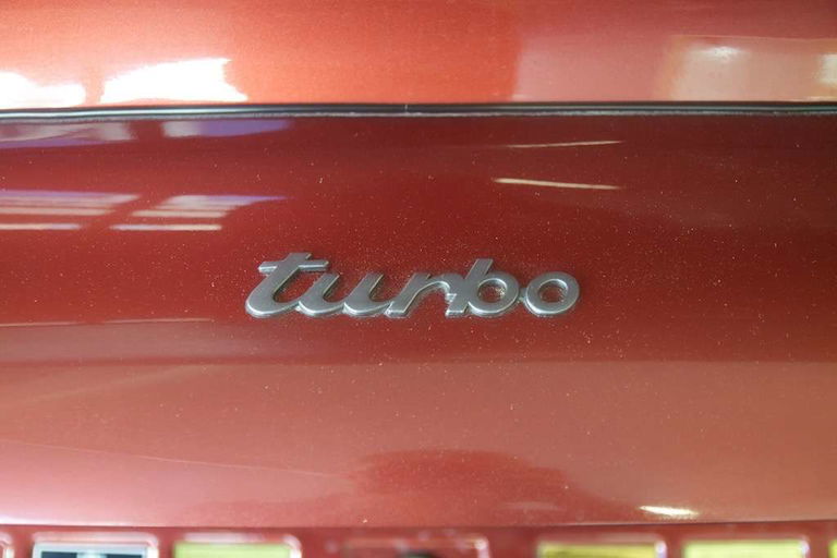 Porsche 911 Turbo 3.3
