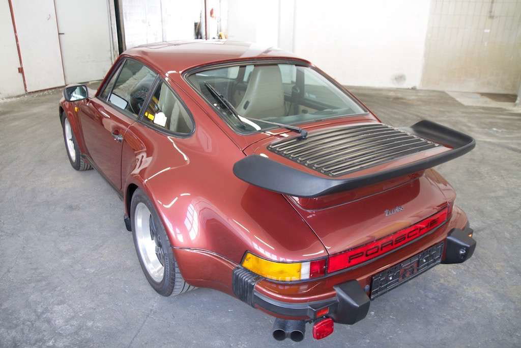 Porsche 911 Turbo 3.3