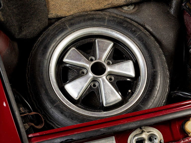 Porsche 911 S (F-Modell)