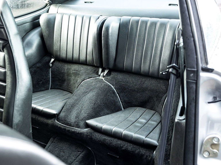 Porsche 911 Carrera 2,7