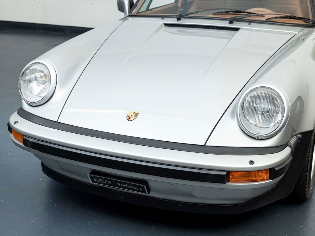 Porsche 911 Turbo 3.3