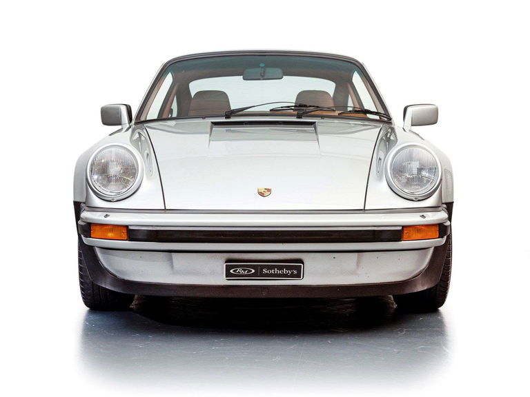 Porsche 911 Turbo 3.3