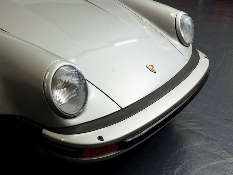 Porsche 911 Turbo 3.3