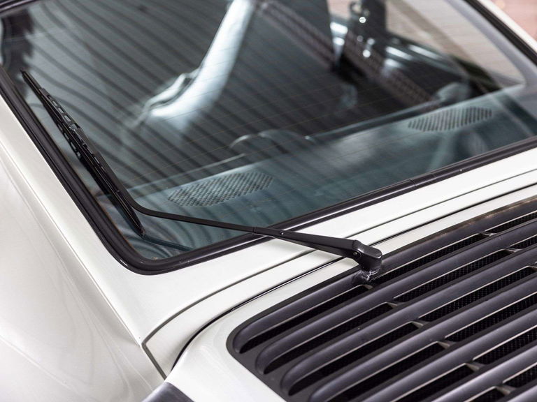 Porsche 911 Turbo 3.3